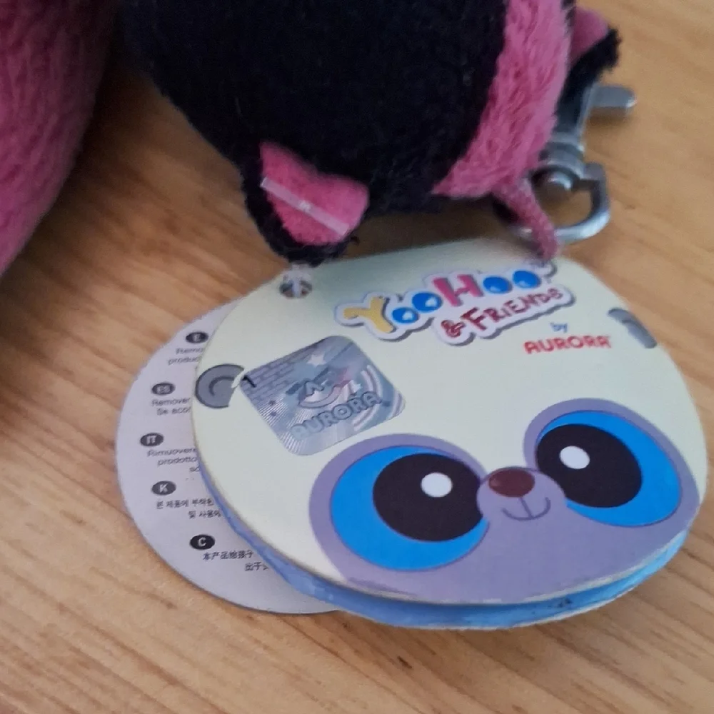 Aurora Sparkee The Striped Skunk New With Tags Keychain